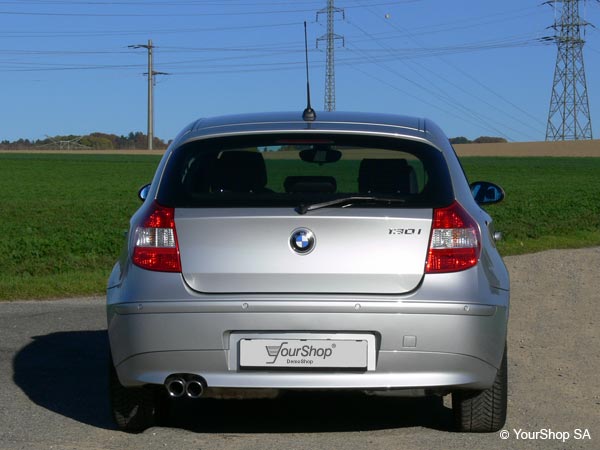 BMW 130i grau